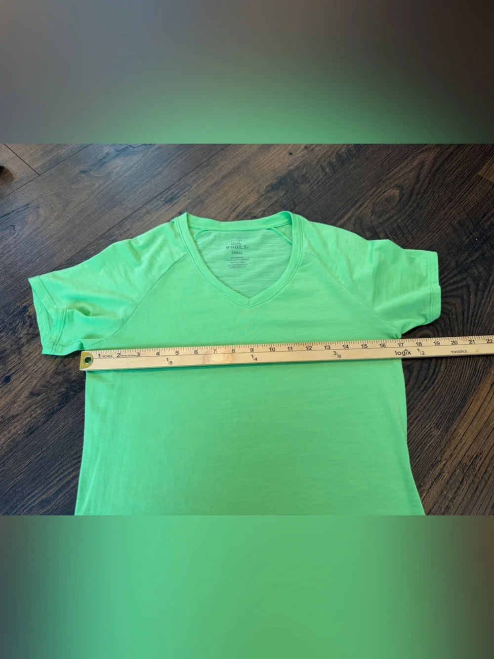 WOOLX Women’s MIA V Neck Short Sleeve Tee Lime Green Size Small - Picture 7 of 7